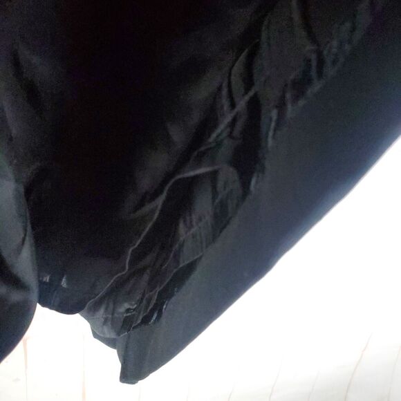 NEW Ann Taylor Sleeveless Little Black Dress Sz 4 LBD V-neck Back Ruffle Career - Picture 9 of 15